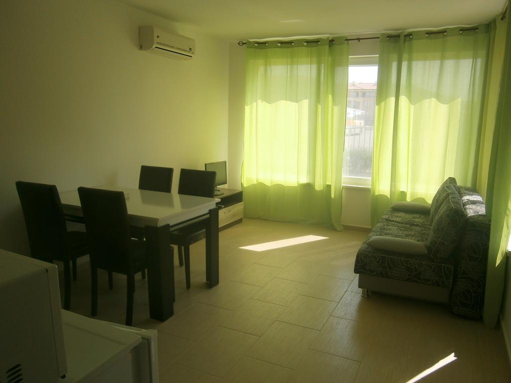 Anna Marina Apartments Sveti Vlas Camera foto