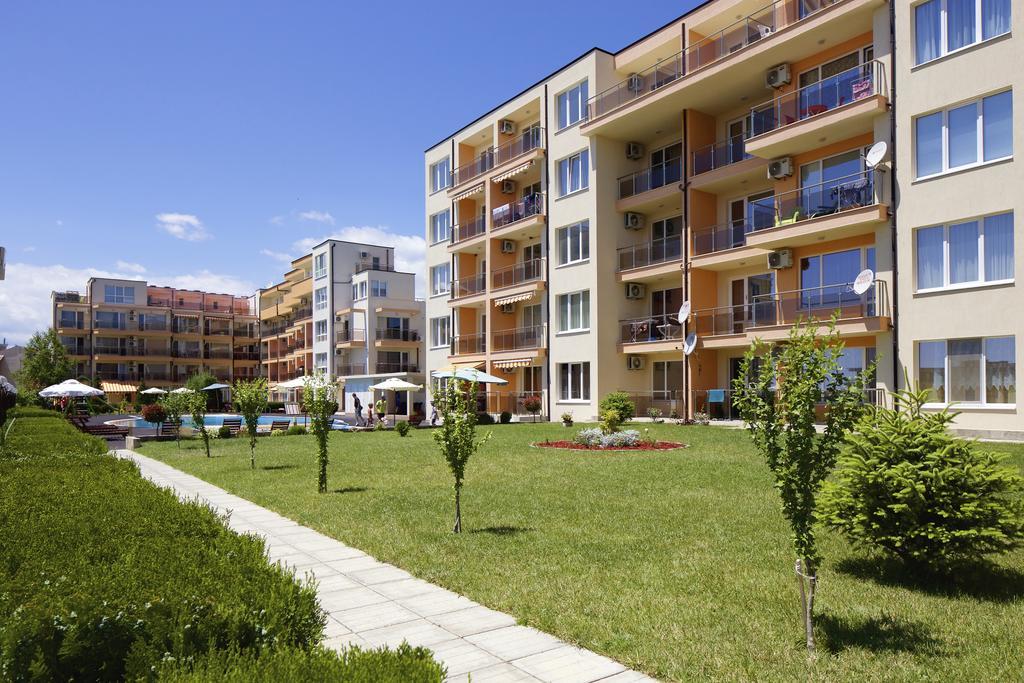 Anna Marina Apartments Sveti Vlas Esterno foto